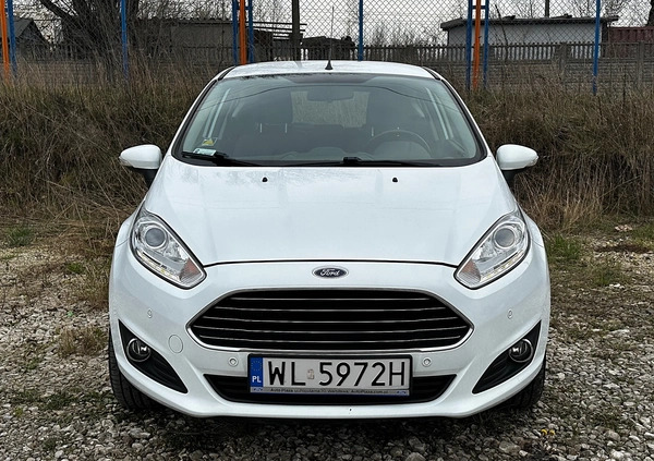 Ford Fiesta cena 35500 przebieg: 111300, rok produkcji 2016 z Warszawa małe 79